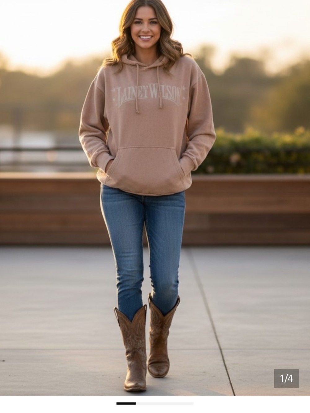 Lainey Wilson Tour Hoodie with Dates Schedule on Back Oversized Medium - Picture 2 of 6